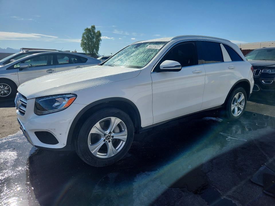 62098266 :رقم المزاد ، WDC0G4JB2HF271485 vin ، 2017 Mercedes-benz Glc مزاد بيع