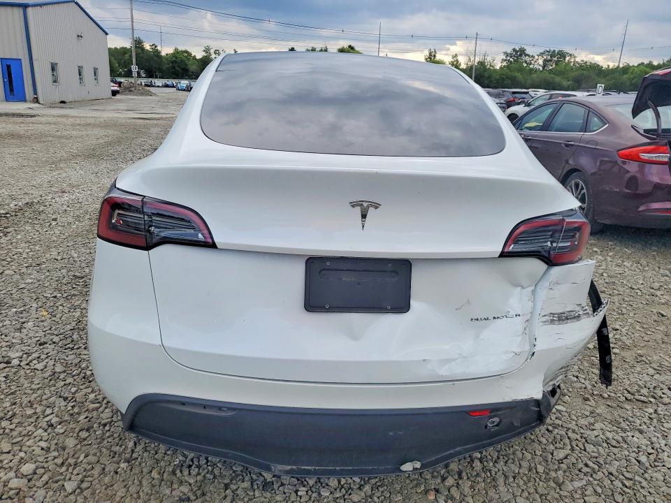 62296246 :رقم المزاد ، 7SAYGDEE7PA108282 vin ، 2023 Tesla Model Y مزاد بيع