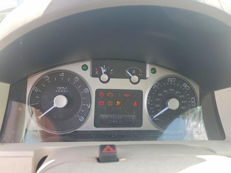 61704926 :رقم المزاد ، 4M2CN8H75AKJ15353 vin ، 2010 Mercury Mariner مزاد بيع