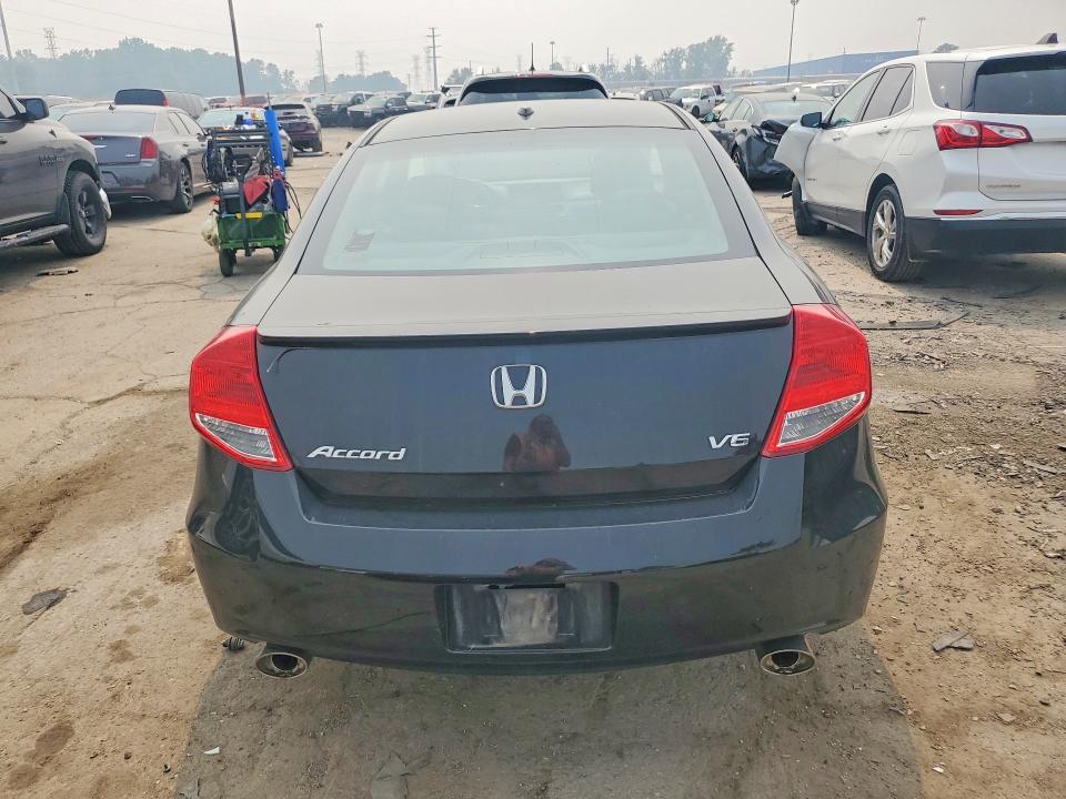 2012 Honda Accord მანქანა იყიდება აუქციონზე, vin: 1HGCS2B86CA008223, აუქციონის ნომერი: 61809456