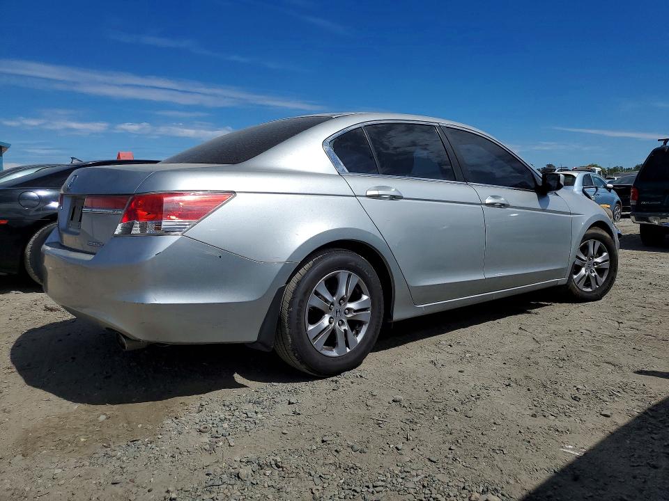 Продажа на аукционе авто 2012 Honda Accord, vin: 1HGCP2F66CA033844, номер лота: 61387906