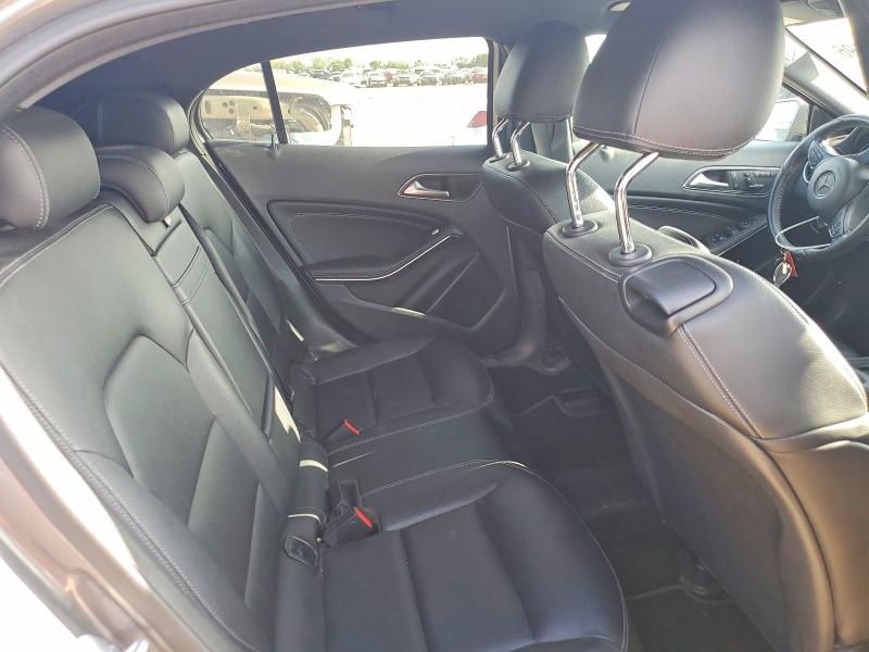 61295196 :رقم المزاد ، WDCTG4EB9GJ231388 vin ، 2016 Mercedes-benz Gla مزاد بيع