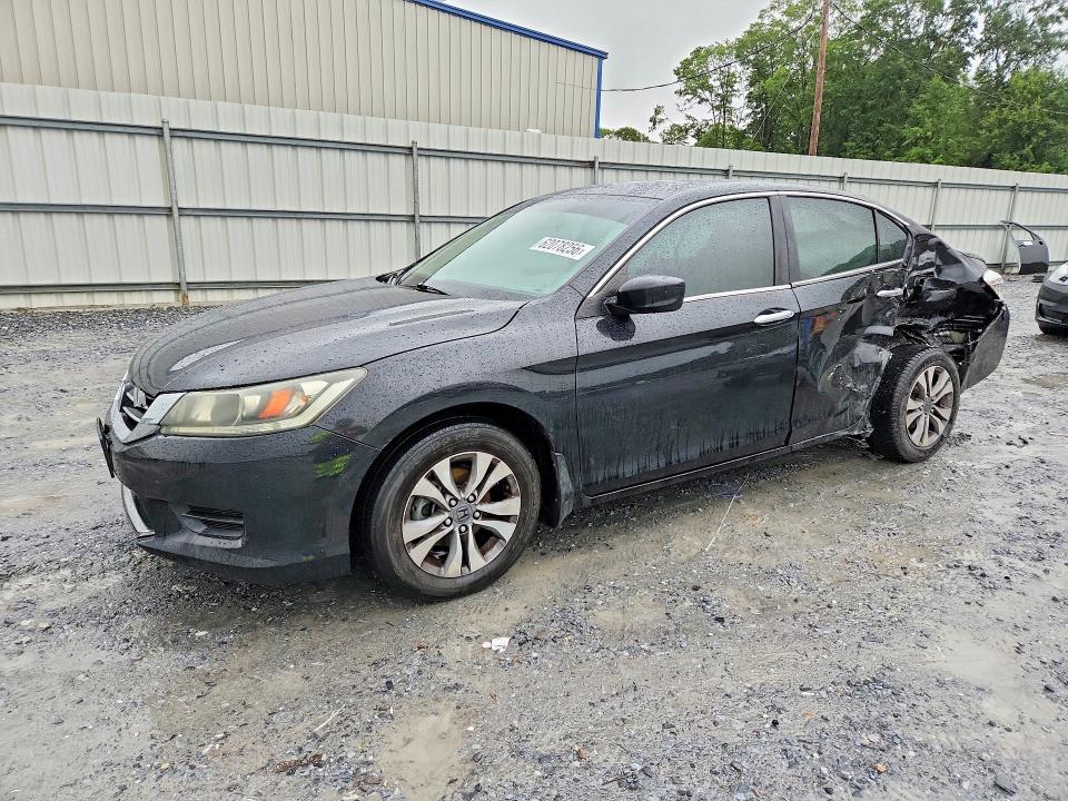 Auction sale of the 2014 Honda Accord, vin: 1HGCR2F37EA303974, lot number: 62078256