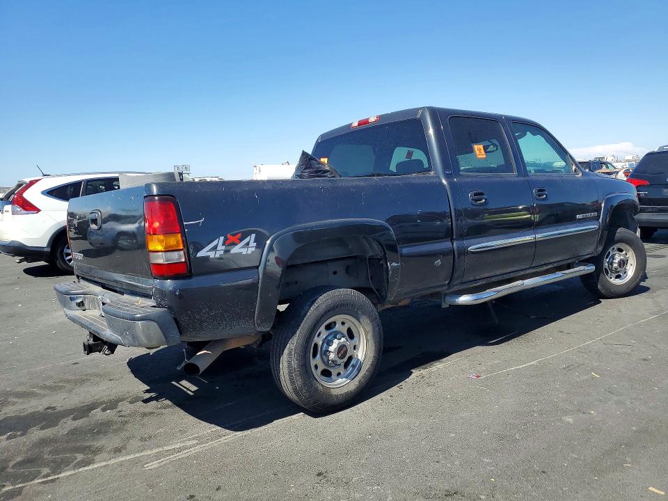 60978446 :رقم المزاد ، 1GTHK23U94F130739 vin ، 2004 Gmc Sierra مزاد بيع