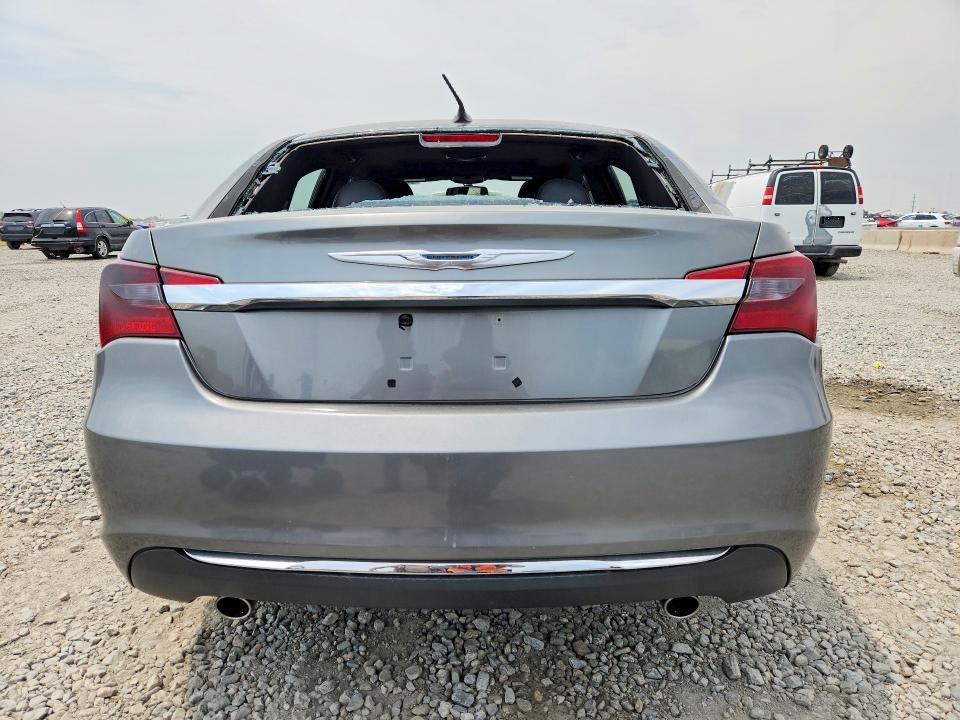 58831936 :رقم المزاد ، 1C3CCBCG6CN168410 vin ، 2012 Chrysler 200 مزاد بيع