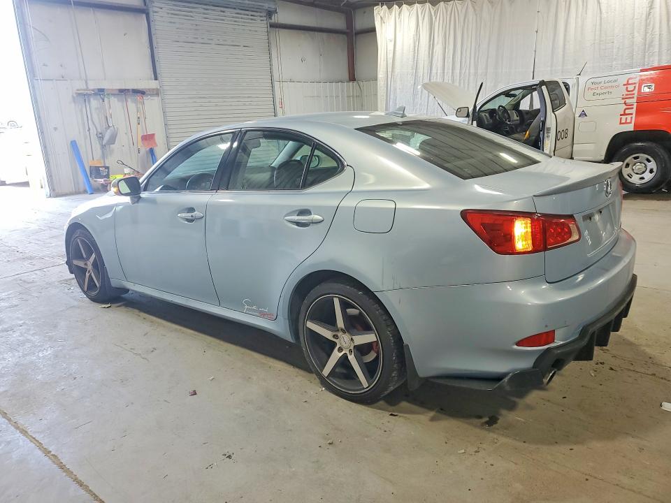 61720796 :رقم المزاد ، JTHCF5C25B5047096 vin ، 2011 Lexus Is مزاد بيع