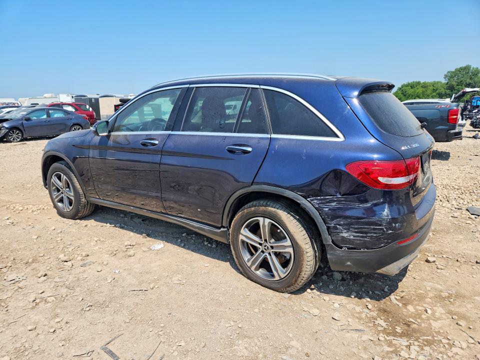 60850986 :رقم المزاد ، WDC0G4KBXHV007435 vin ، 2017 Mercedes-benz Glc مزاد بيع