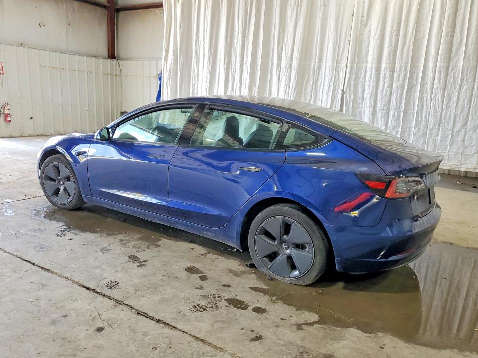 60488476 :رقم المزاد ، 5YJ3E1EAXNF370709 vin ، 2022 Tesla Model 3 مزاد بيع