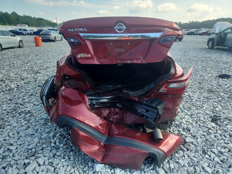 2017 Nissan Altima მანქანა იყიდება აუქციონზე, vin: 1N4AL3AP2HC162513, აუქციონის ნომერი: 60555106