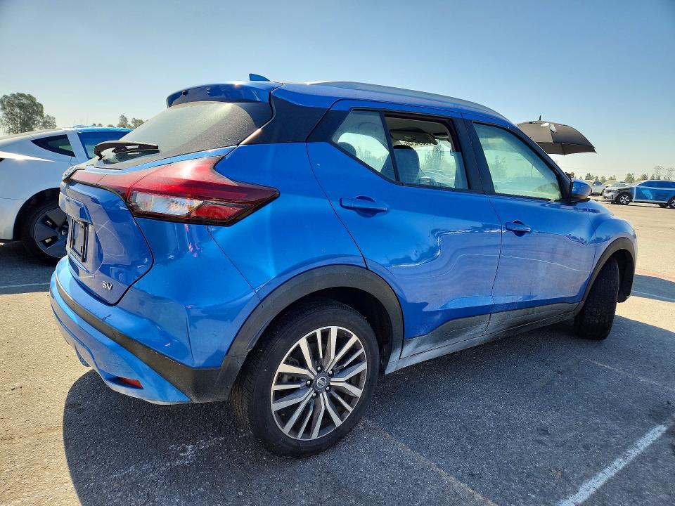 60694346 :رقم المزاد ، 3N1CP5CV9ML478300 vin ، 2021 Nissan Kicks مزاد بيع