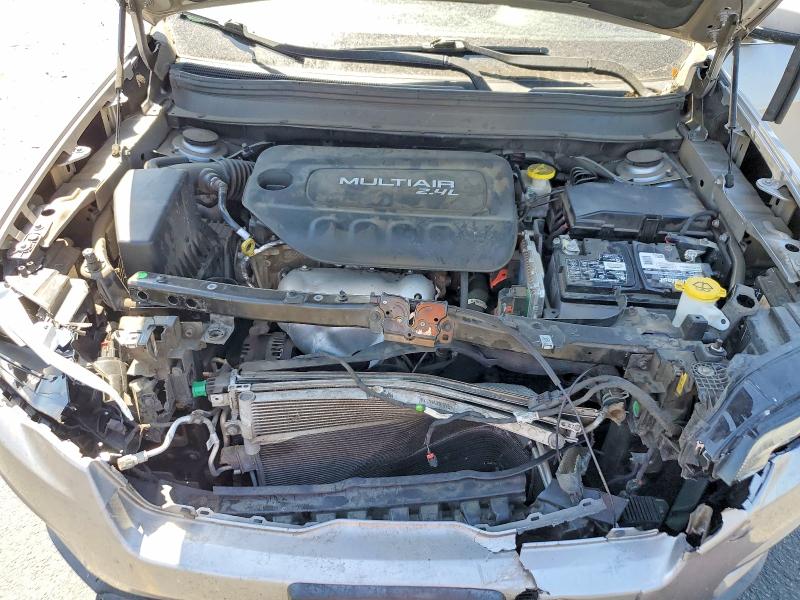 60694976 :رقم المزاد ، 1C4PJLLB9KD187017 vin ، 2019 Jeep Cherokee مزاد بيع