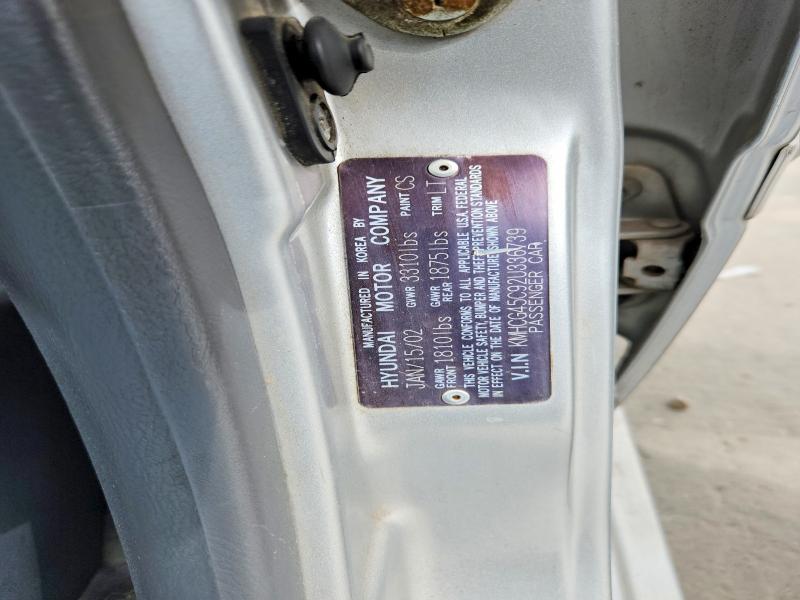 62203886 :رقم المزاد ، KMHCG45C92U336739 vin ، 2002 Hyundai Accent مزاد بيع