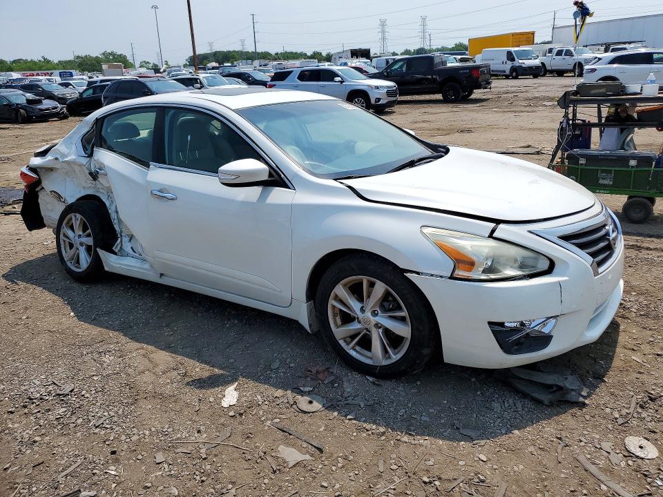 2015 Nissan Altima მანქანა იყიდება აუქციონზე, vin: 1N4AL3AP8FN400740, აუქციონის ნომერი: 60795096