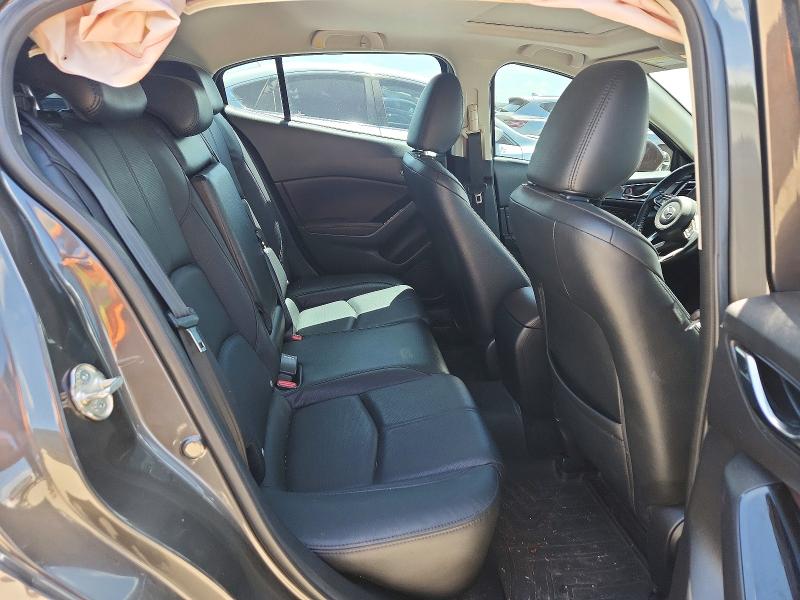 2018 Mazda 3 მანქანა იყიდება აუქციონზე, vin: 3MZBN1M37JM256362, აუქციონის ნომერი: 59615216