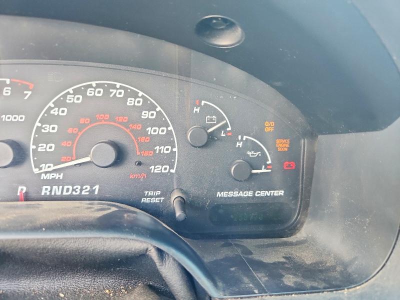 62363436 :رقم المزاد ، 1FMZU75W32ZB03571 vin ، 2002 Ford Explorer مزاد بيع