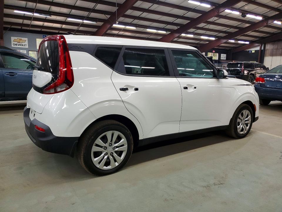 61469246 :رقم المزاد ، KNDJ23AU2N7805840 vin ، 2022 Kia Soul ! مزاد بيع