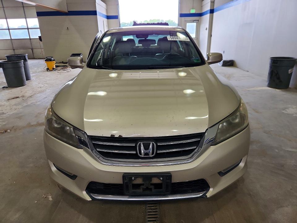 2013 Honda Accord მანქანა იყიდება აუქციონზე, vin: 1HGCR3F82DA037974, აუქციონის ნომერი: 58941966