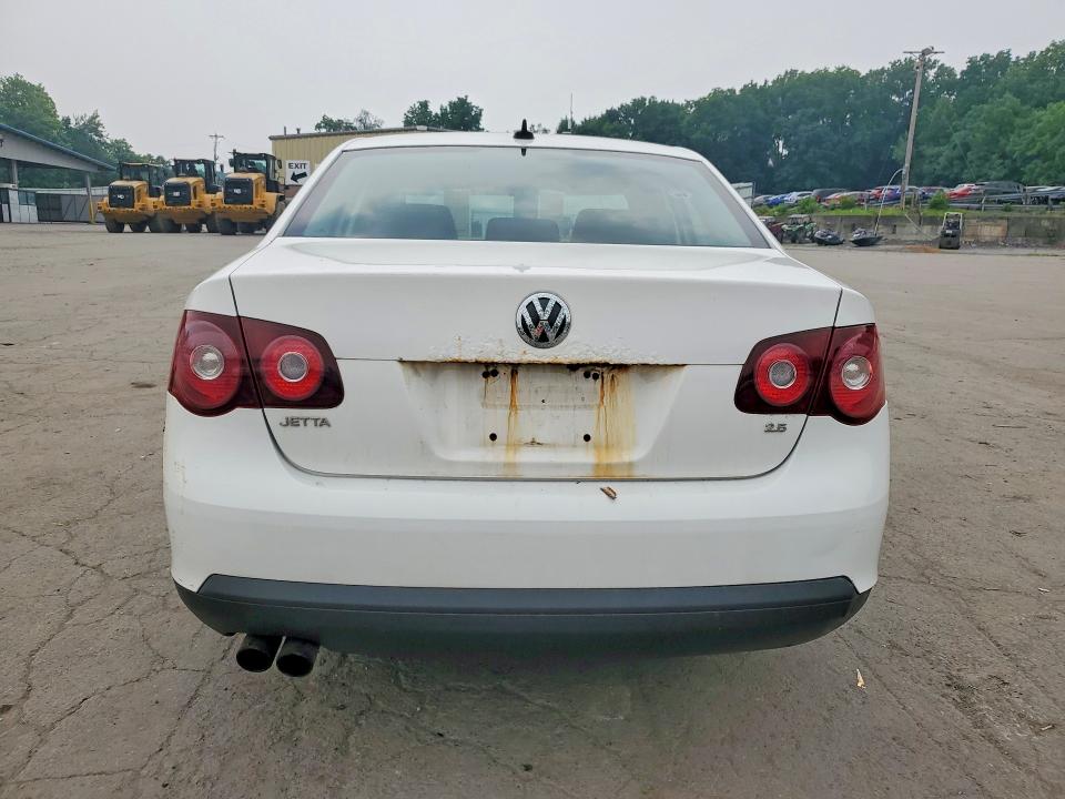 60270386 :رقم المزاد ، 3VWRZ7AJ3AM055275 vin ، 2010 Volkswagen Jetta مزاد بيع