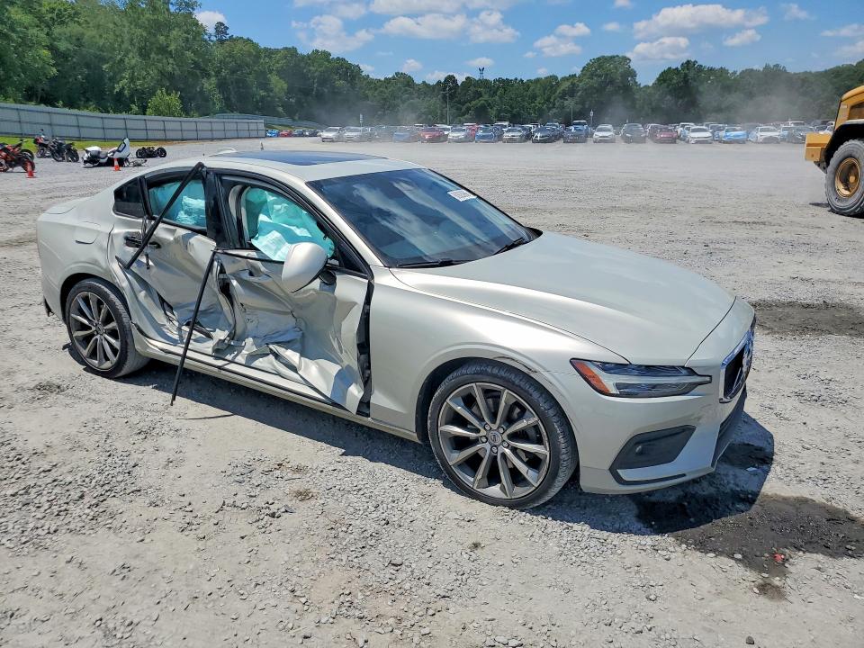 Продажа на аукционе авто 2021 Volvo S60, vin: 7JR102FKXMG093505, номер лота: 60928906