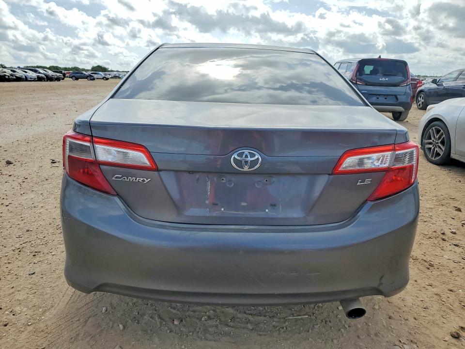 60775466 :رقم المزاد ، 4T4BF1FK2ER427297 vin ، 2014 Toyota Camry مزاد بيع