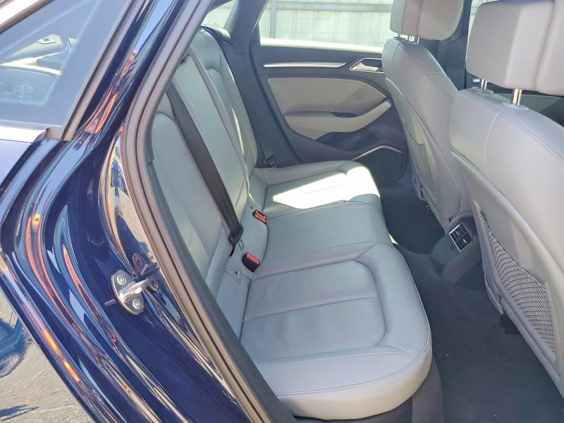 Продаж на аукціоні авто 2019 Audi A3, vin: WAUJEGFF5K1016943, номер лоту: 61856236