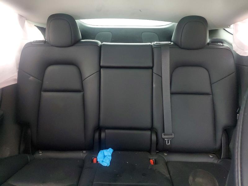 59627316 :رقم المزاد ، 7SAYGDEFXNF551647 vin ، 2022 Tesla Model Y مزاد بيع