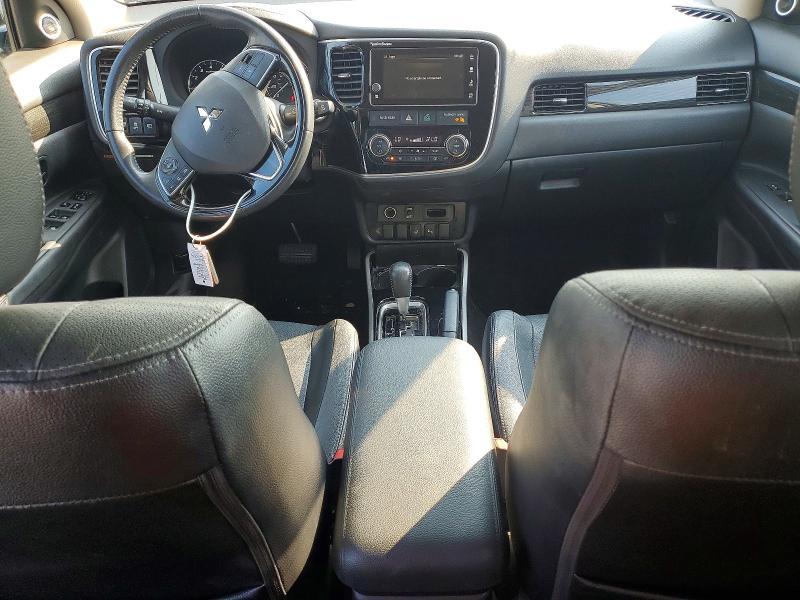 2018 Mitsubishi Outlander მანქანა იყიდება აუქციონზე, vin: JA4AD3A36JZ011787, აუქციონის ნომერი: 63350546