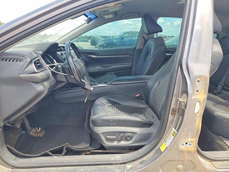 59955096 :رقم المزاد ، 4T1G11AK8LU306499 vin ، 2020 Toyota Camry مزاد بيع