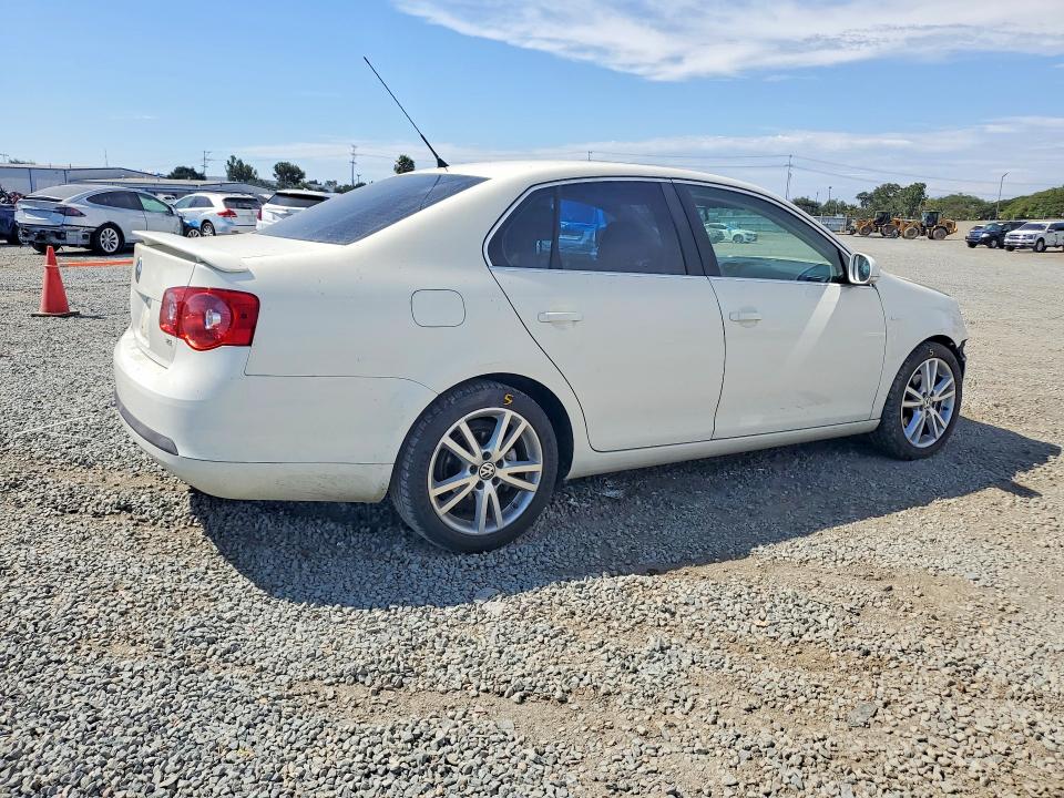 2007 Volkswagen Jetta მანქანა იყიდება აუქციონზე, vin: 3VWEG71K77M181421, აუქციონის ნომერი: 60852576