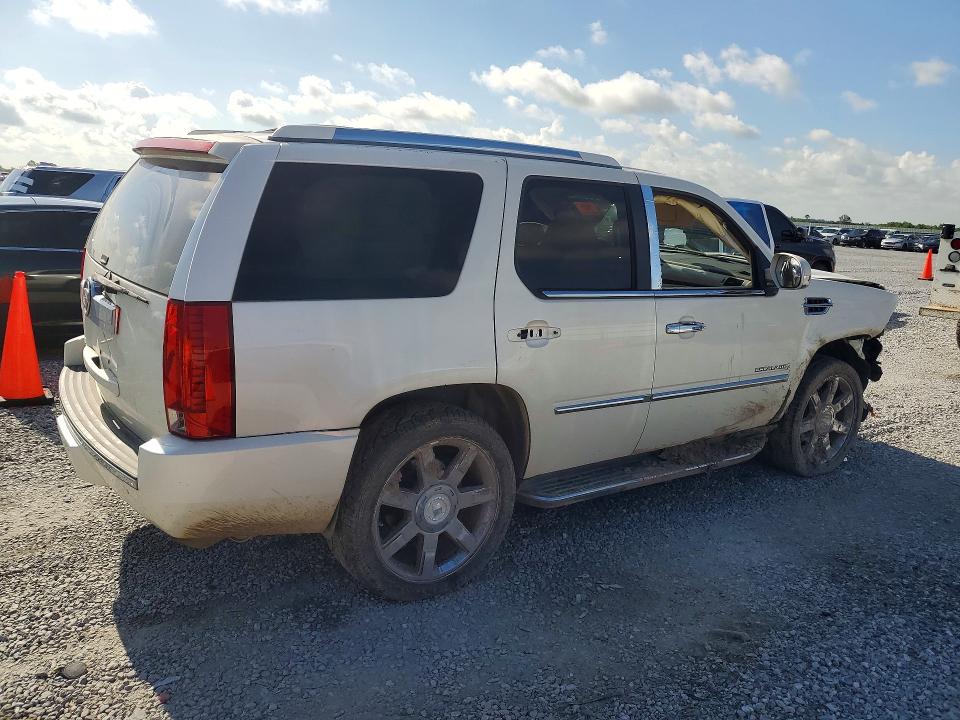 2007 Cadillac Escalade მანქანა იყიდება აუქციონზე, vin: 1GYFK63807R201292, აუქციონის ნომერი: 60444216