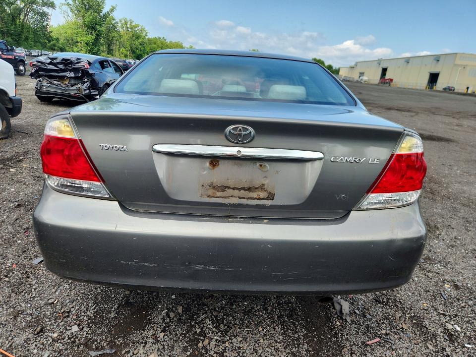 Продажа на аукционе авто 2005 Toyota Camry, vin: 4T1BF30K65U617831, номер лота: 62028806