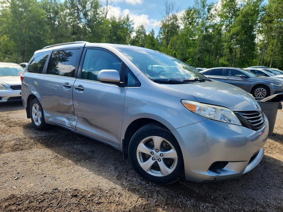 Продажа на аукционе авто 2016 Toyota Sienna, vin: 5TDZK3DC7GS714125, номер лота: 59968656