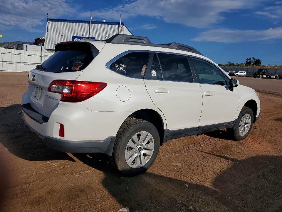 2015 Subaru Outback მანქანა იყიდება აუქციონზე, vin: 4S4BSBCC4F3260943, აუქციონის ნომერი: 61970506