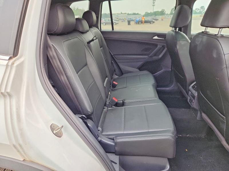 60755906 :رقم المزاد ، 3VV2B7AX8KM015922 vin ، 2019 Volkswagen Tiguan مزاد بيع