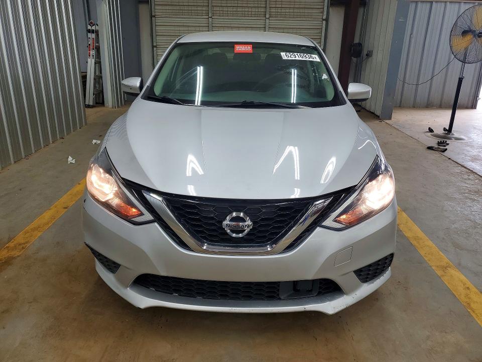 62916936 :رقم المزاد ، 3N1AB7AP3KY368638 vin ، 2019 Nissan Sentra مزاد بيع