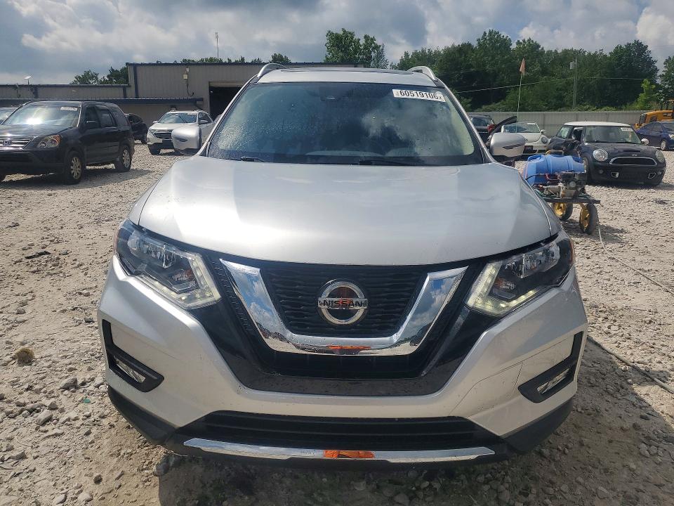 60519106 :رقم المزاد ، JN8AT2MV0KW385156 vin ، 2019 Nissan Rogue مزاد بيع