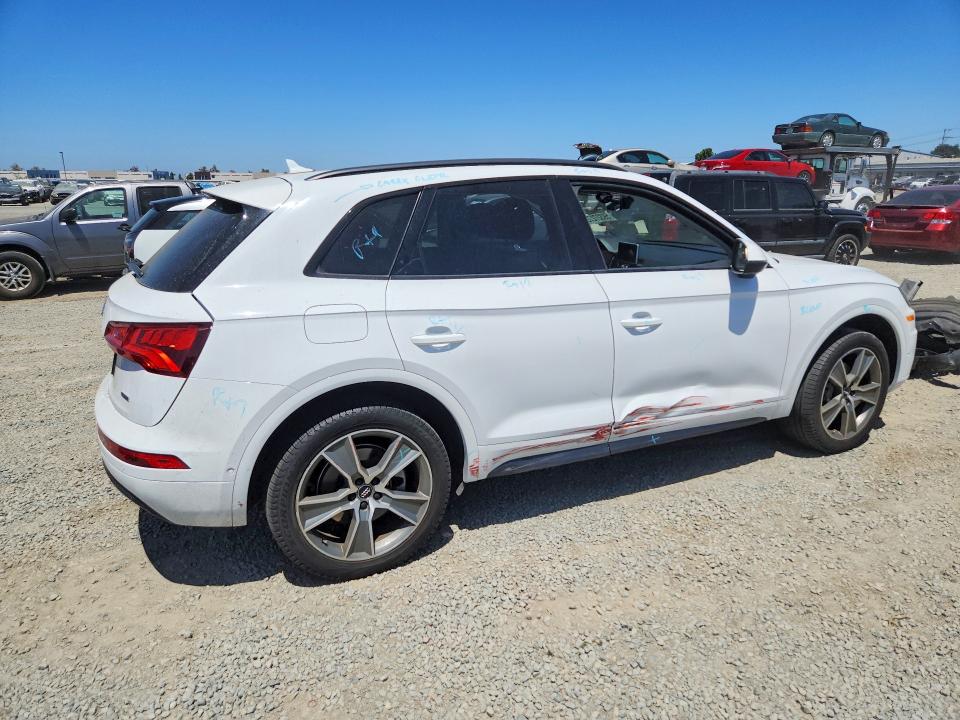 59327276 :رقم المزاد ، WA1CNAFY0K2020283 vin ، 2019 Audi Q5 مزاد بيع