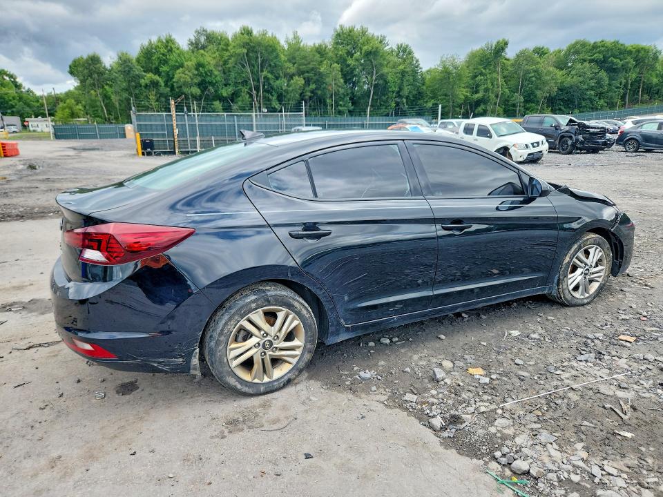 63032676 :رقم المزاد ، 5NPD84LF8LH541869 vin ، 2020 Hyundai Elantra مزاد بيع