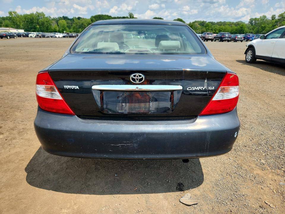 2004 Toyota Camry მანქანა იყიდება აუქციონზე, vin: 4T1BE30K24U336028, აუქციონის ნომერი: 62307356