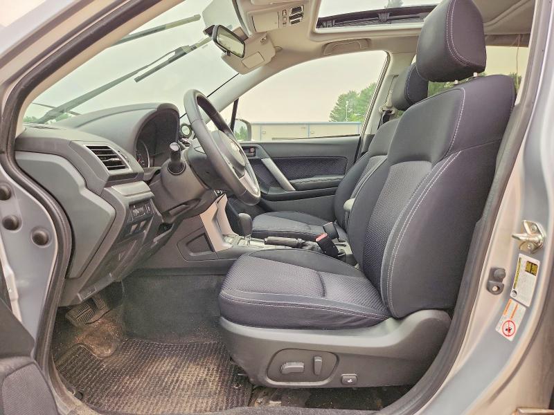 60899596 :رقم المزاد ، JF2SJAEC8HH455675 vin ، 2017 Subaru Forester مزاد بيع
