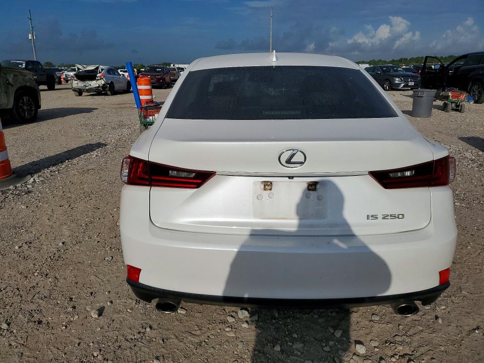 2014 Lexus Is მანქანა იყიდება აუქციონზე, vin: JTHBF1D28E5037847, აუქციონის ნომერი: 59655586