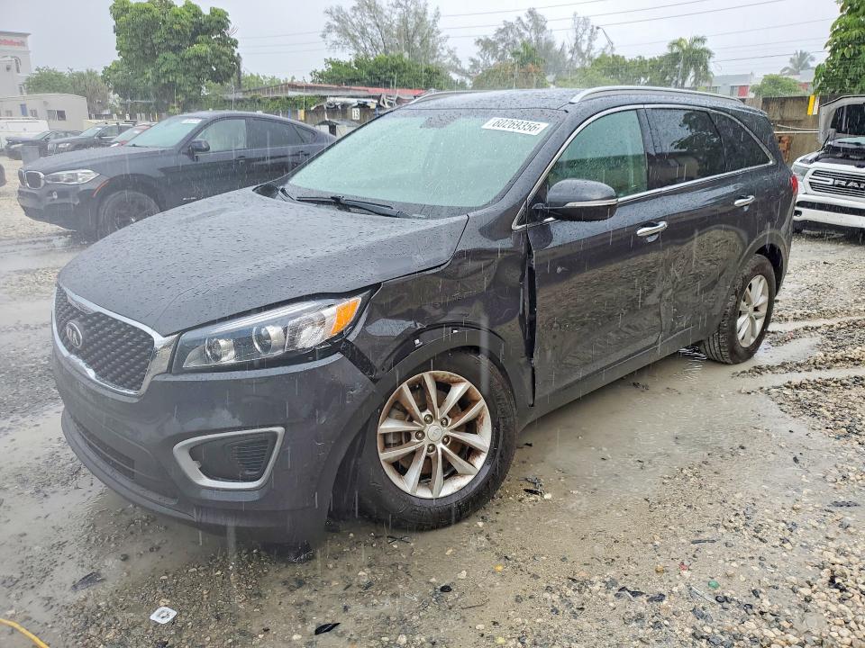 60269356 :رقم المزاد ، 5XYPG4A37JG402281 vin ، 2018 Kia Sorento مزاد بيع