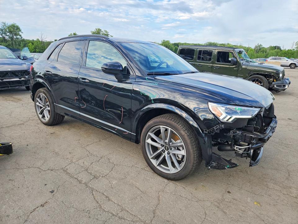 Продаж на аукціоні авто 2025 Audi Q3, vin: WA1DECF36S1054738, номер лоту: 60299226