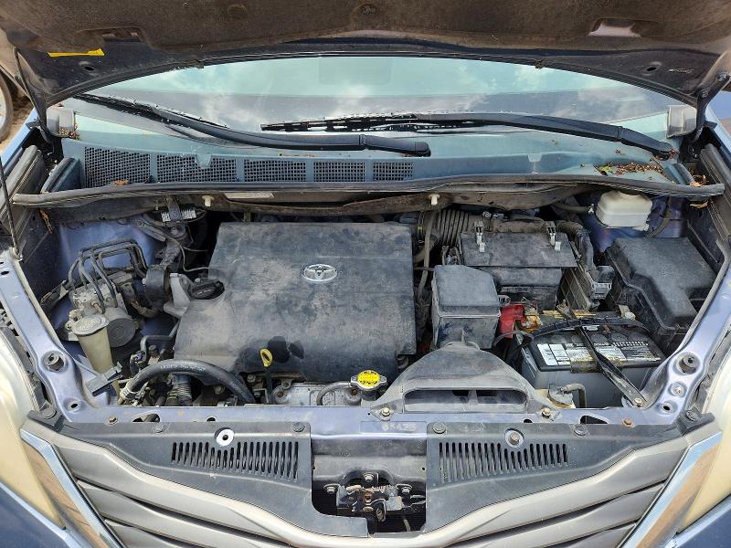 61746906 :رقم المزاد ، 5TDYK3DC7ES503595 vin ، 2014 Toyota Sienna مزاد بيع