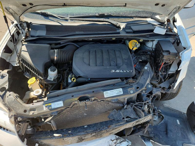 60008676 :رقم المزاد ، 2C4RDGCG2HR742205 vin ، 2017 Dodge Grand Caravan مزاد بيع