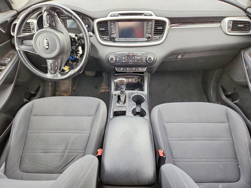 61717006 :رقم المزاد ، 5XYPG4A3XJG432374 vin ، 2018 Kia Sorento مزاد بيع