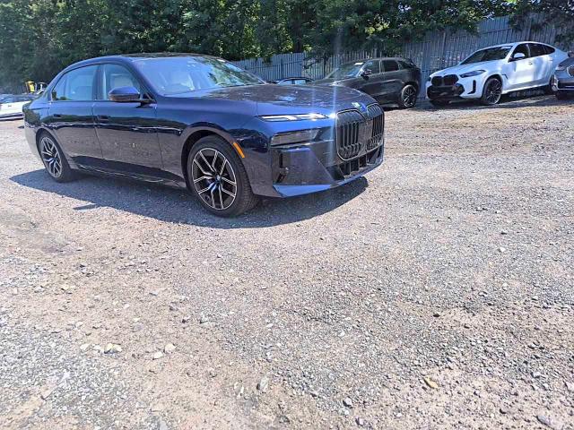 Продажа на аукционе авто 2026 Bmw 740, vin: WBA33EH02TCW78982, номер лота: 55636556
