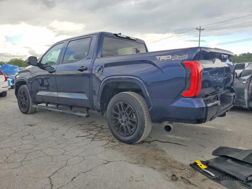Продажа на аукционе авто 2022 Toyota Tundra, vin: 5TFLA5DB9NX041051, номер лота: 61108686