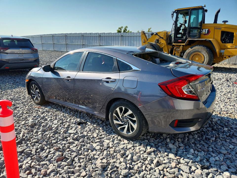 62883266 :رقم المزاد ، 2HGFC2F77JH540669 vin ، 2018 Honda Civic مزاد بيع