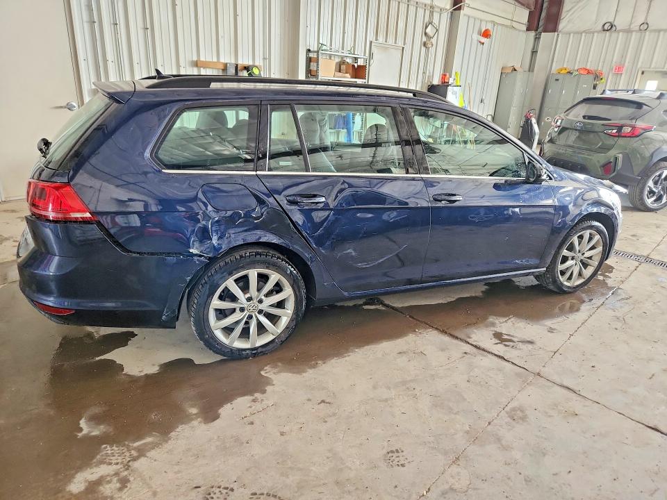 61696976 :رقم المزاد ، 3VWC17AU1GM509412 vin ، 2016 Volkswagen Golf Sportwagen مزاد بيع
